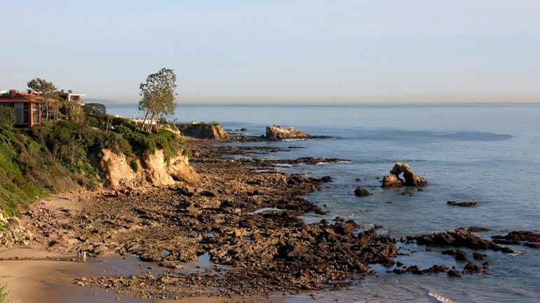 House Cleaning Corona del Mar House cleaning in Corona del Mar.